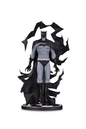 BATMAN B&W BY BECKY CLOONAN ESTATUA 24 CM BATMAN BLACK AND WHITE