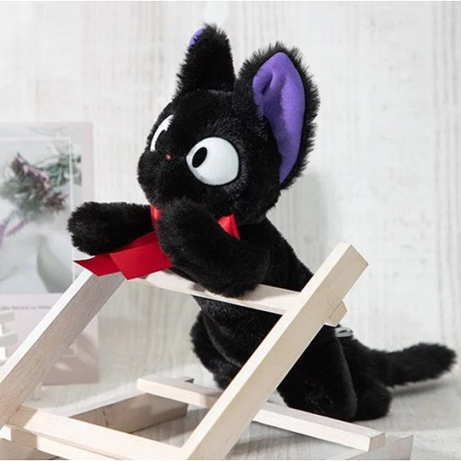 NICKY LA APRENDIZ DE BRUJA · PELUCHE JIJI TUMBADA
