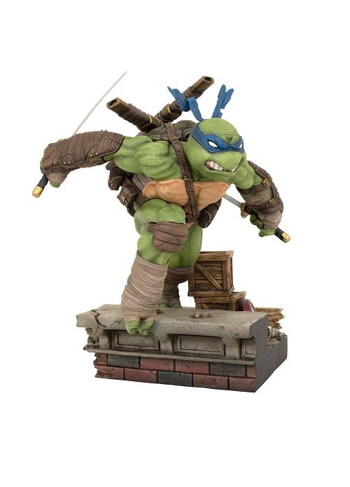 TEENAGE MUTANT NINJA TURTLES GALLERY DIORAMA LEONARDO