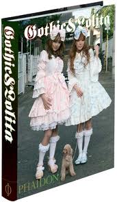 GOTHIC & LOLITA