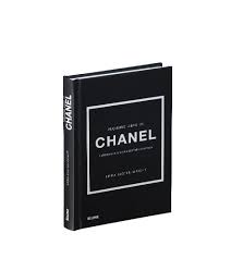 PEQUEÑO LIBRO DE CHANEL (REIMPRESIÓN 2026)